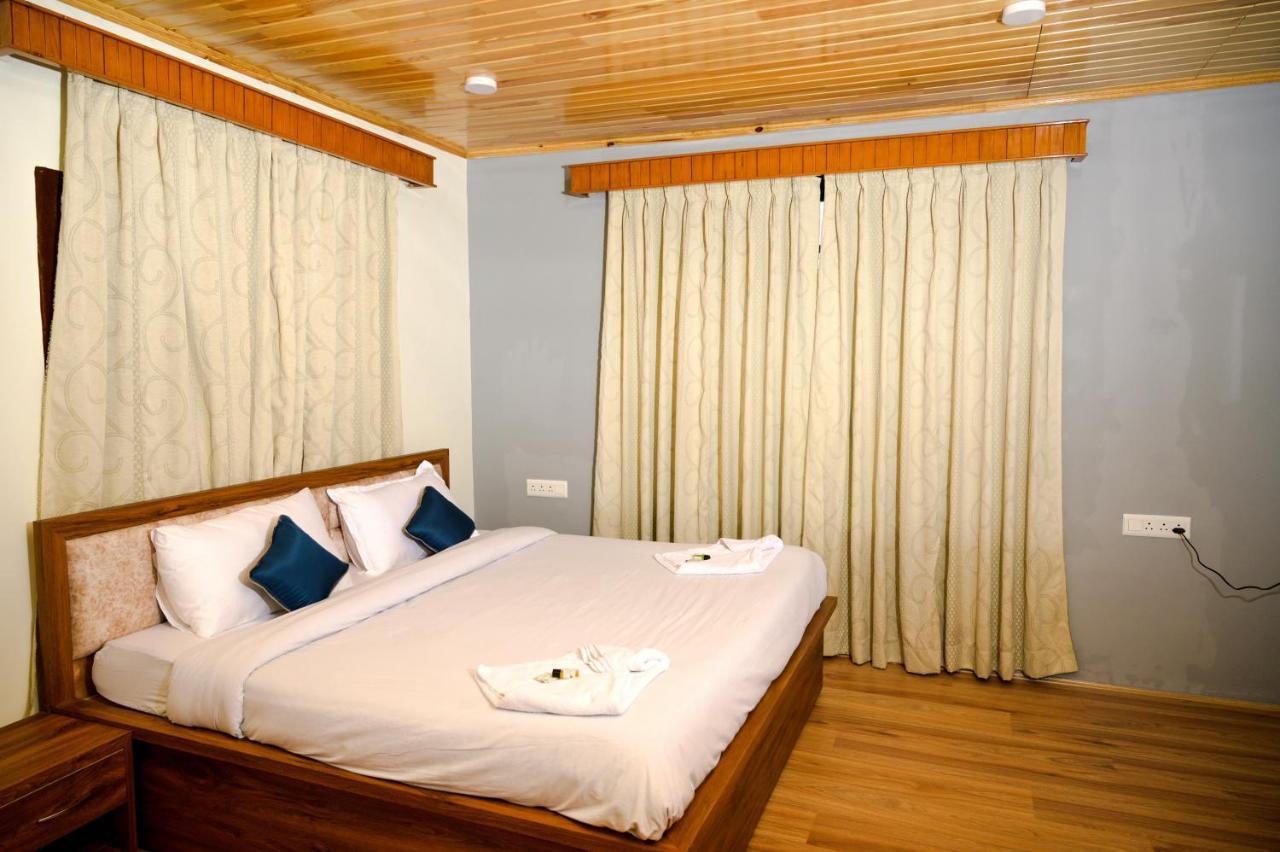 Hotel Peaceful Mornings Srinagar Extérieur photo